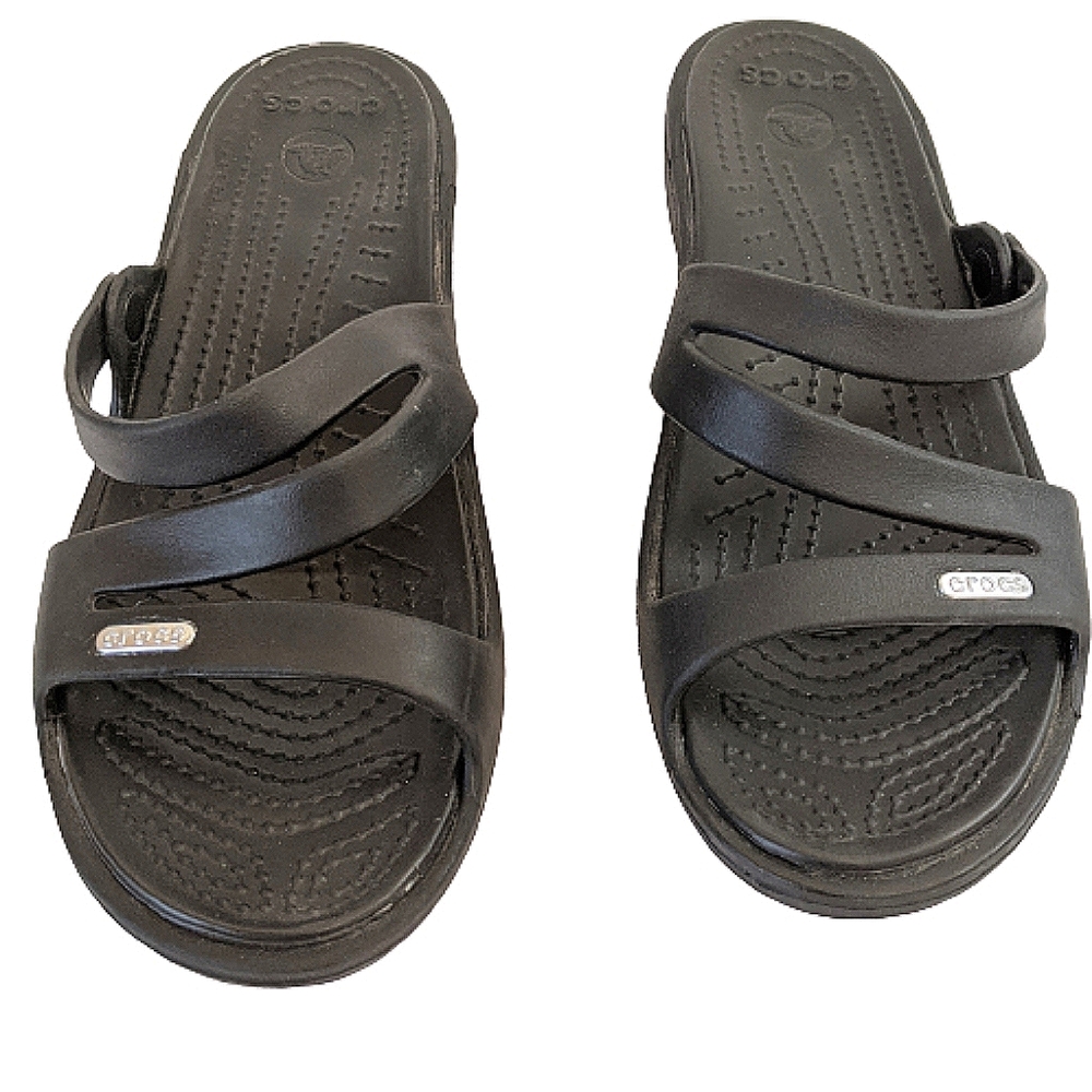 Crocs black strappy sandals size 8W